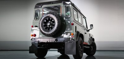 Land Rover Defender Black Series 2016 rear view