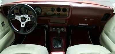 Pontiac Firebird Formula 1974 interior