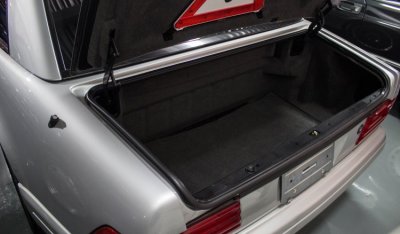 Trunk of the Mercedes Benz SL600 1998